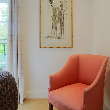 Period Character With Modern Comforts In Monkstown * 布莱克罗克
